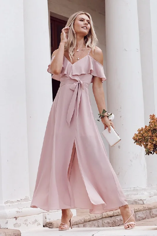 Marit Maxi Dress in Blush Trendy Maxi Dress with Belt