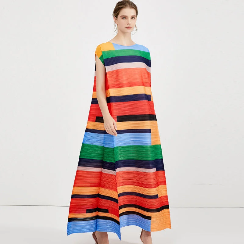 Miyake Pleated Contrast Striped Maxi Dress Cozy Spaghetti Strap Maxi Dress